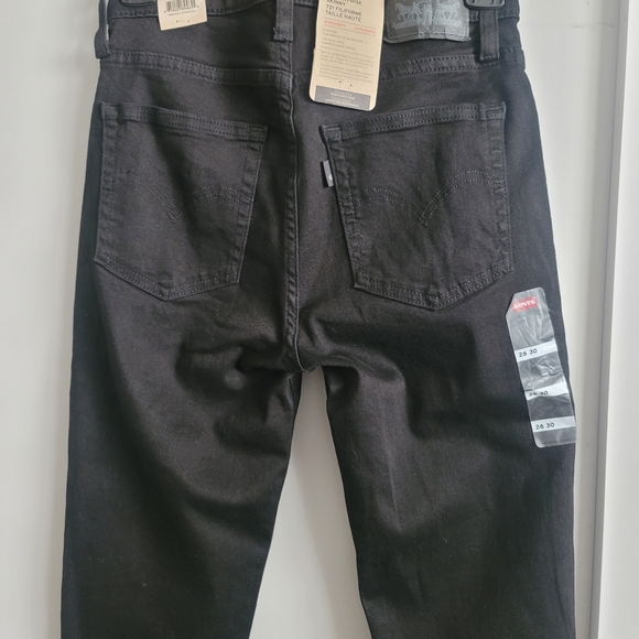 Levi's High Rise Black Jeans Sleek Silhouette | Size 26 X 30 - Picture 5 of 10